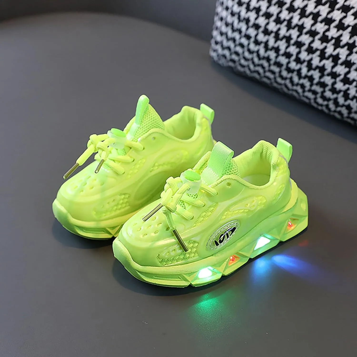 Boys Girls Light Up Shoes Vivaki LED Canvas 𝙲artoon Casual Sneakers for Toddler Little Kid Sports Walking Sneaker