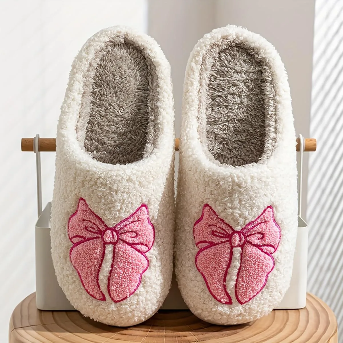 Fuzzy Cute Bow Slippers for Women Winter Warm Cozy House Slippers Plush Indoor Outdoor Shoes