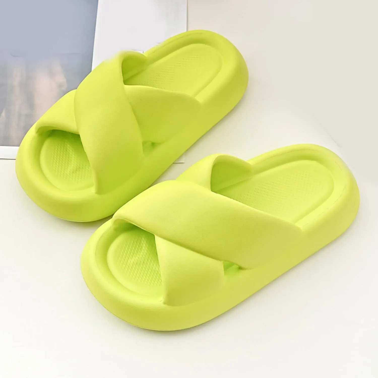Indoor Slipper Mens Bath Slippers Women and Men Cloud Slides Bathroom Slipper Water Shoe Dry Quickly Drainage Hole