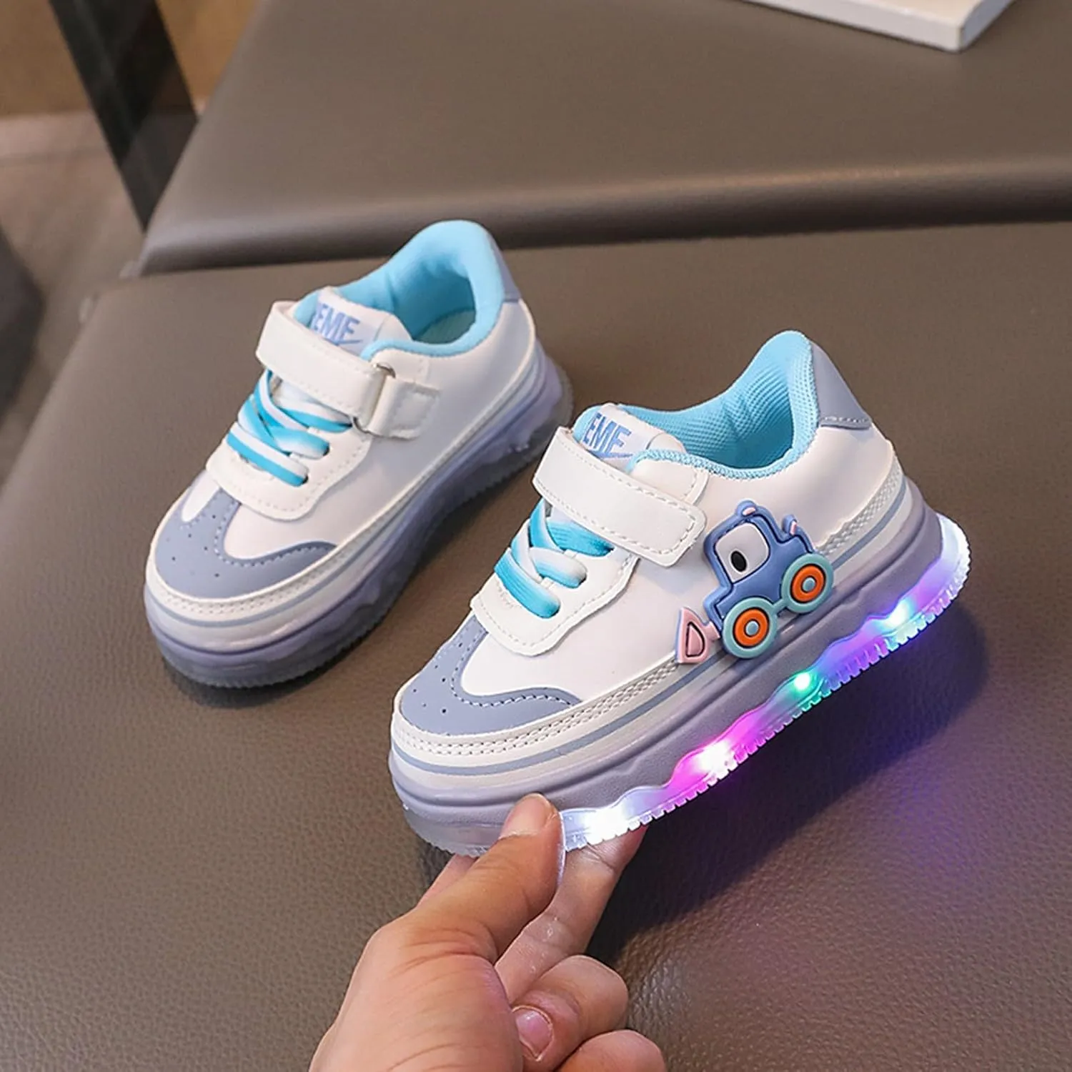 Kids Light Up Flashing Sneaker Athletic Running Shoes Lace-Up Slip-on Sneakers for Boy Girl Kids Glowing Trainer