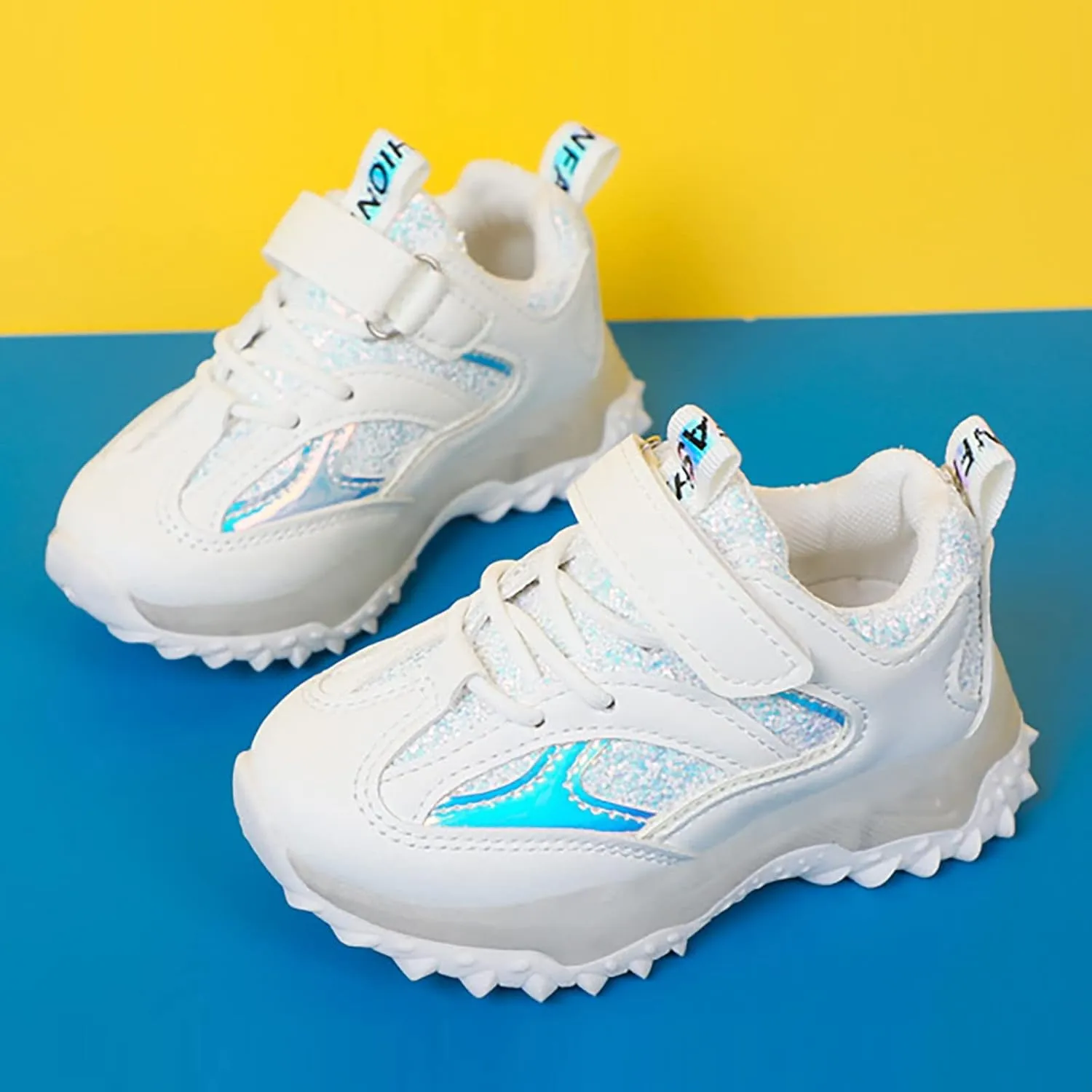 Kids Light Up Shoes for Girls Boys Flash Non Slip Soft Sole Sneakers for Birthday Youth Girls Dress Tennis Shoes