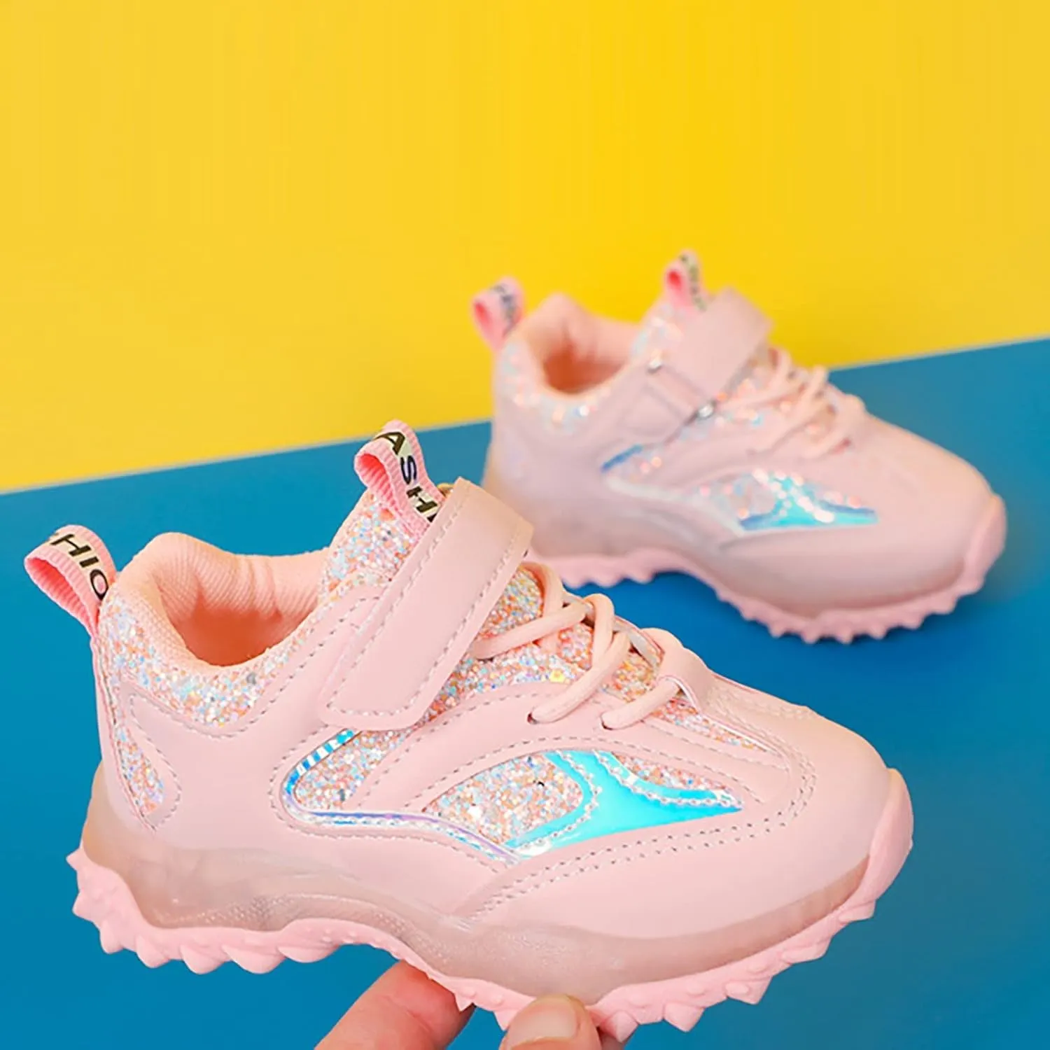 Kids Light Up Shoes for Girls Boys Flash Non Slip Soft Sole Sneakers for Birthday Youth Girls Dress Tennis Shoes