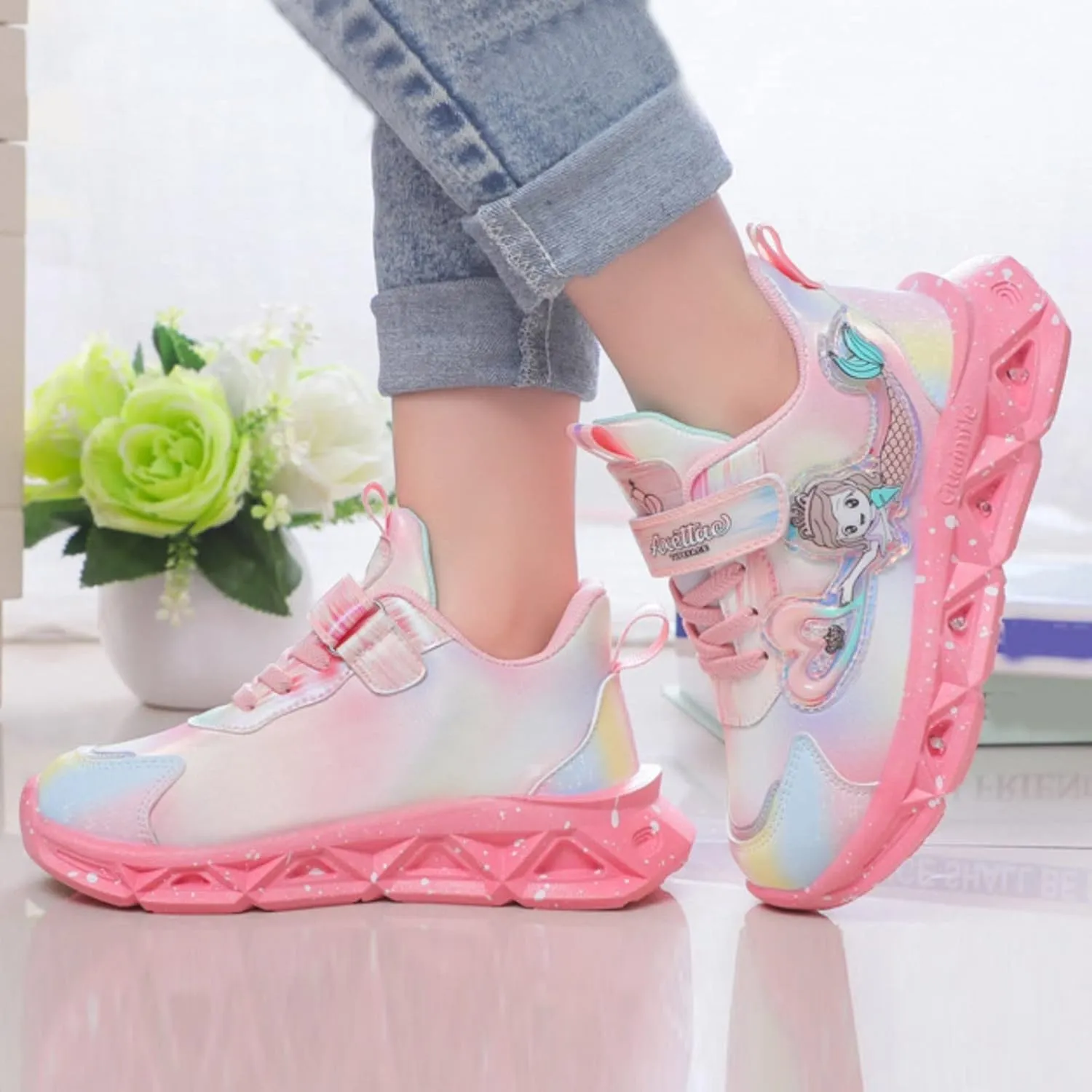 Light Up Shoes for Girls Kids Toddler Breathable Flashing Sneakers Breathable Lightweight Casual Shoe Kids Girl