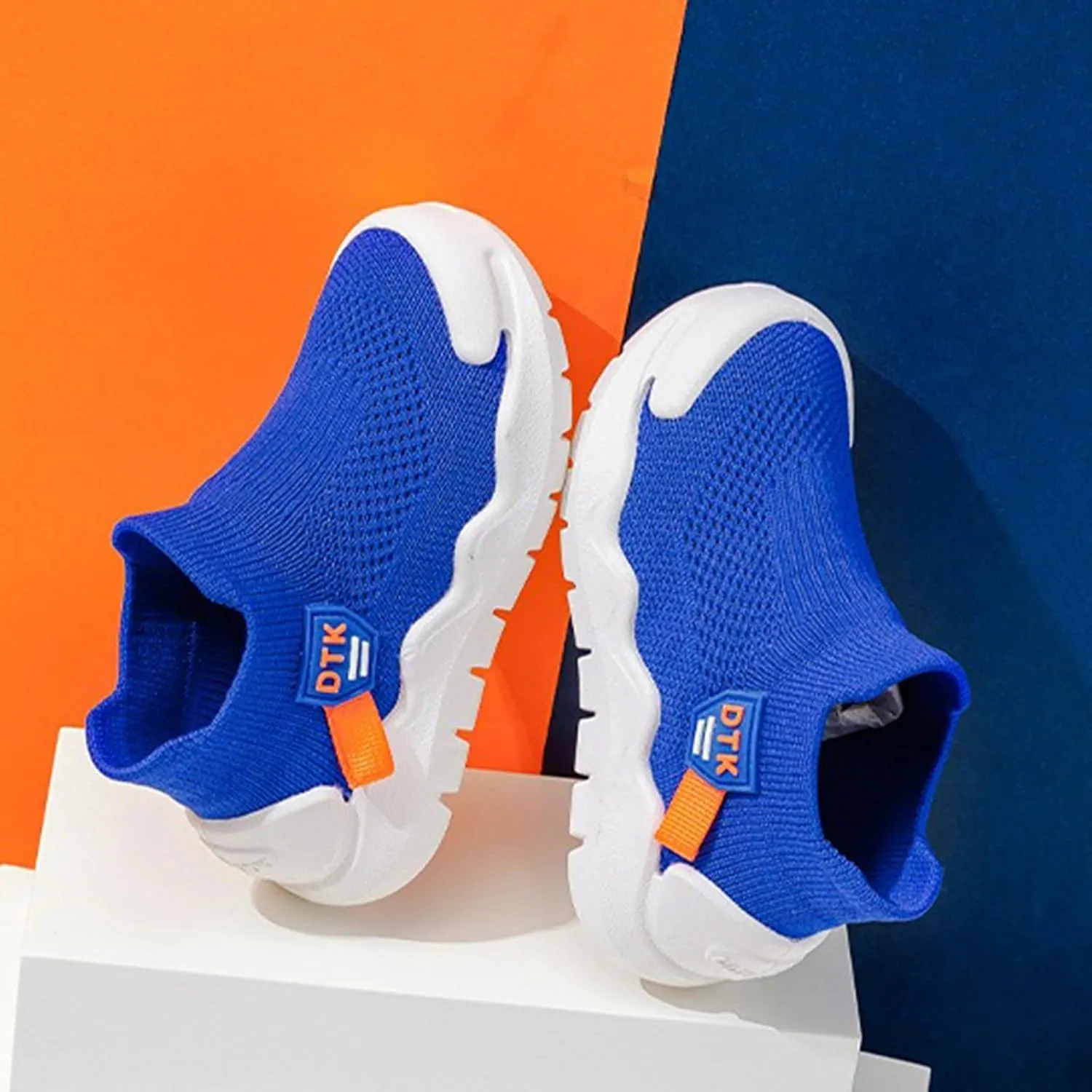 New Spring and Breathable Knitted Sneakers for Boys Girls Middle and Older Children Boy Sneakers Boys Athletic Shoes