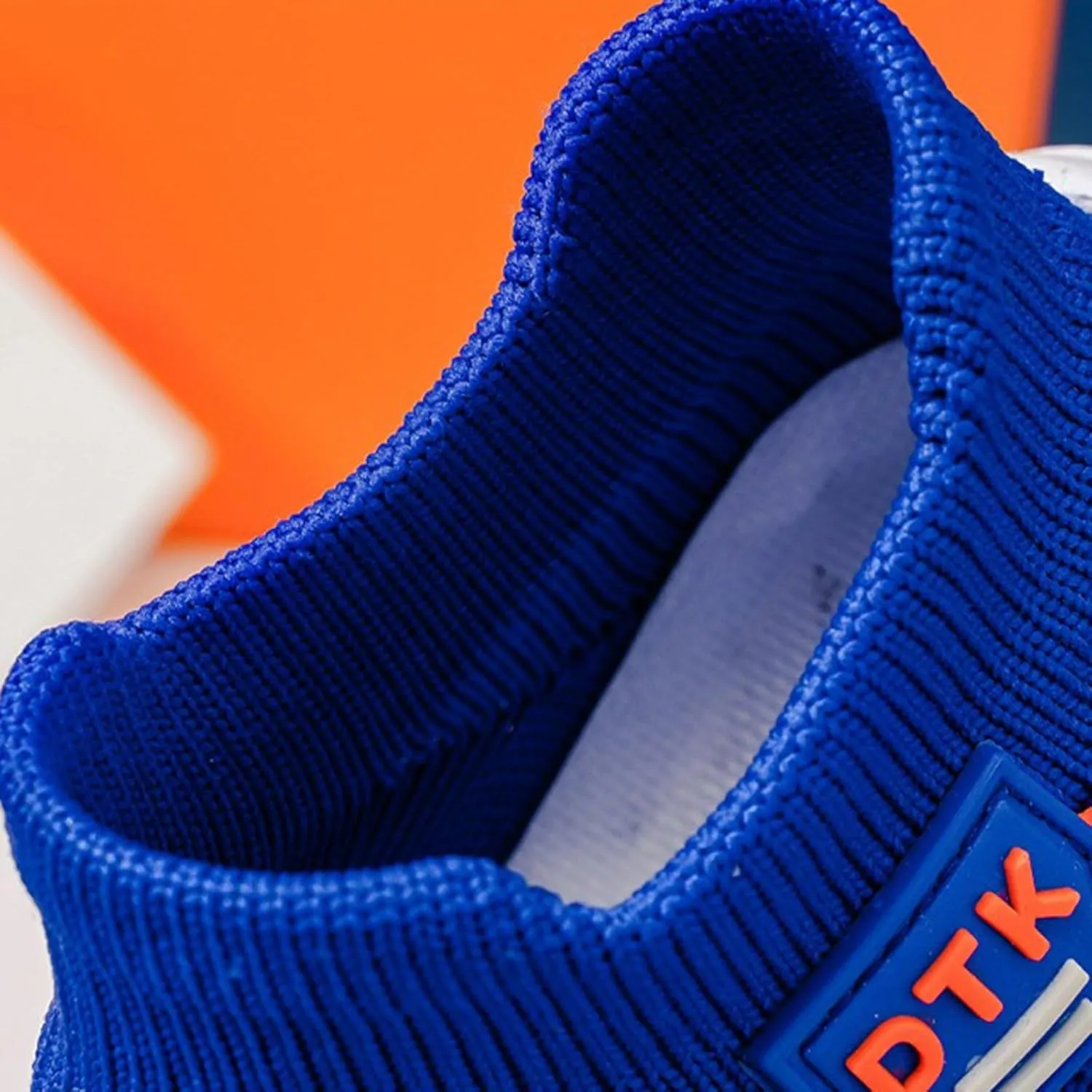 New Spring and Breathable Knitted Sneakers for Boys Girls Middle and Older Children Boy Sneakers Boys Athletic Shoes
