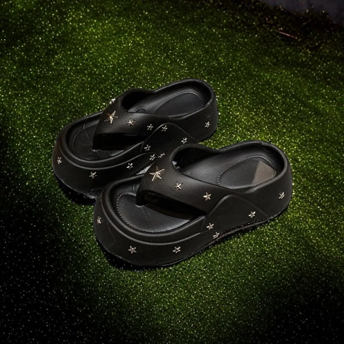 Star Platform Flip-flops Women Punk Comfortable Stylish Summer Non-slip Sandals