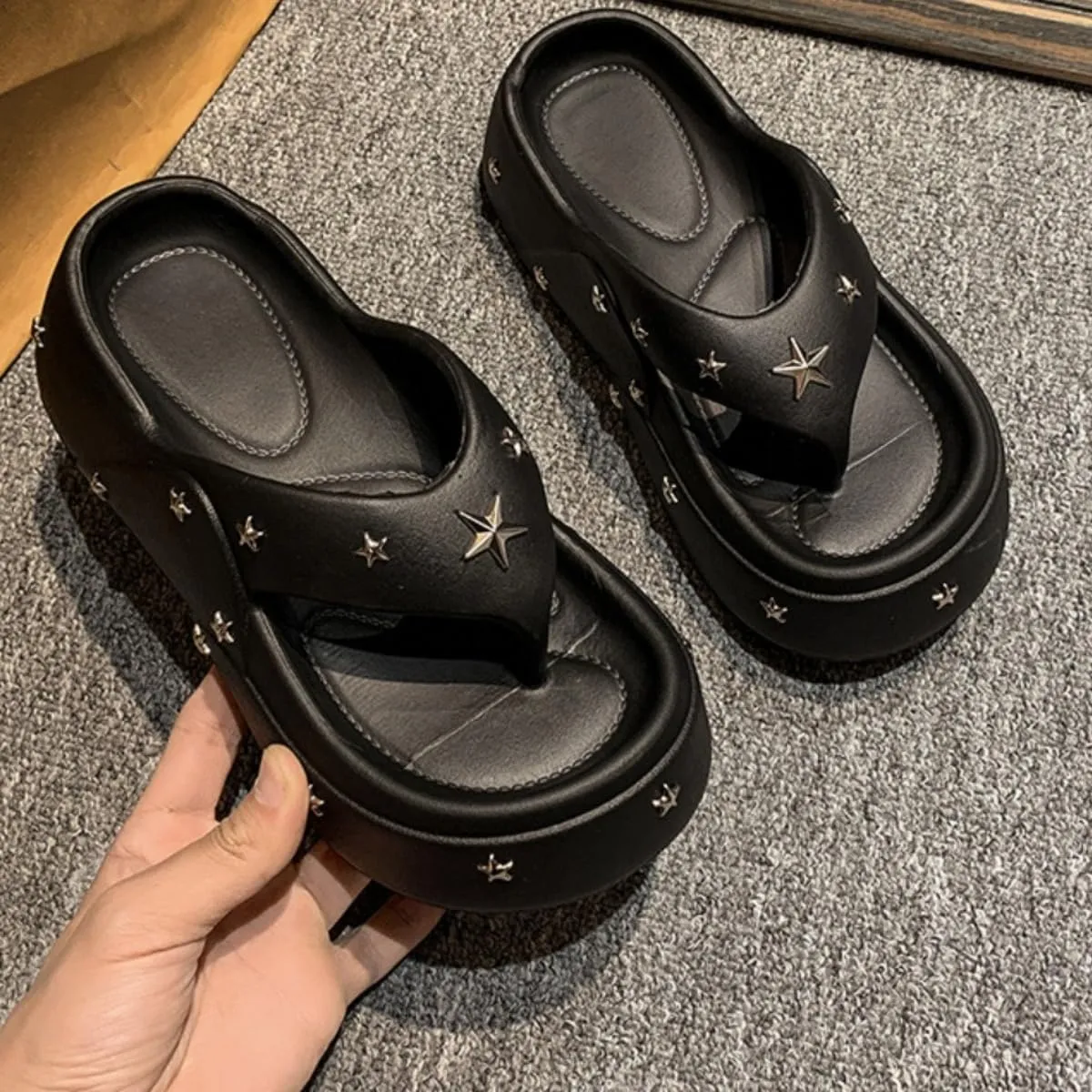 Star Platform Flip-flops Women Punk Comfortable Stylish Summer Non-slip Sandals