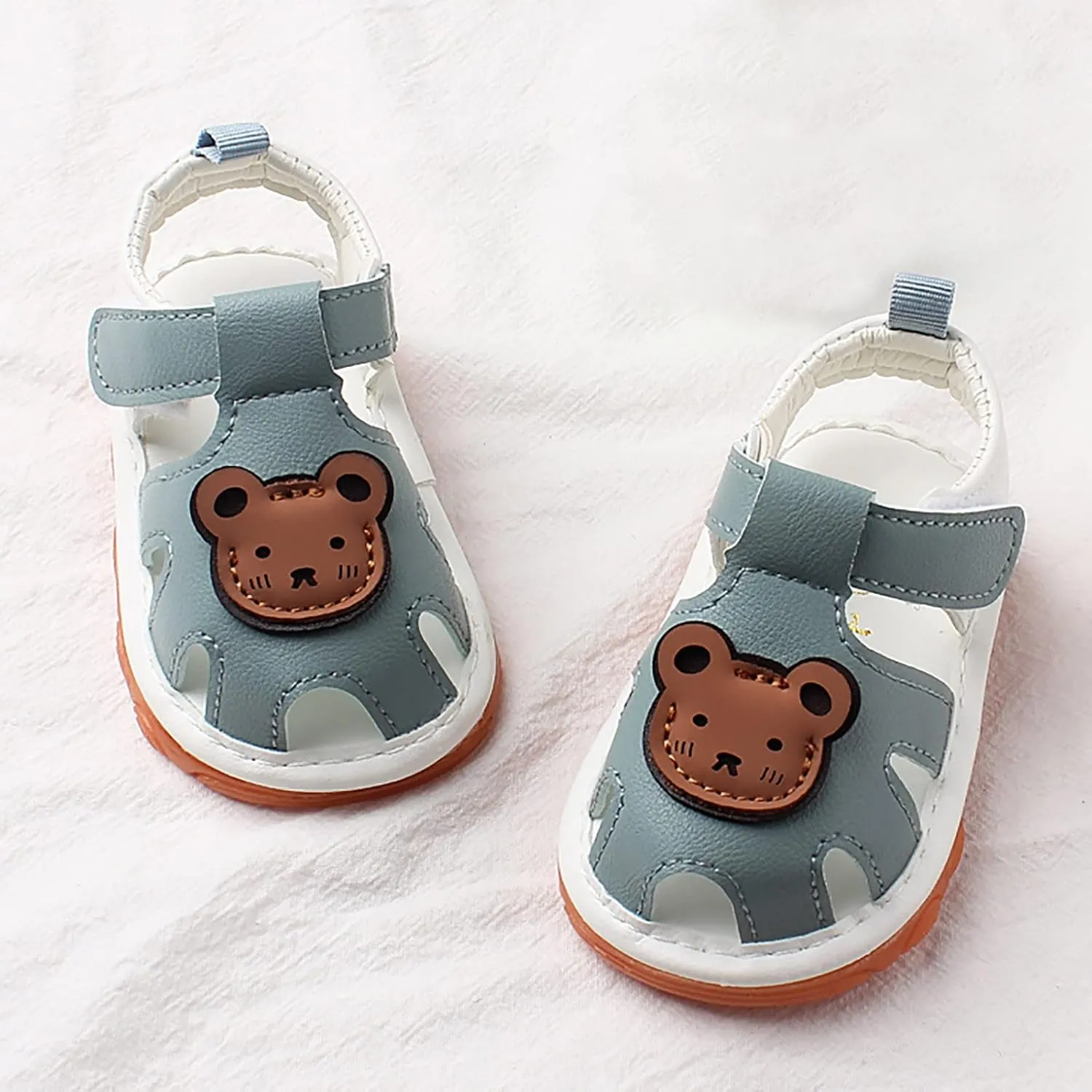 Toddler Baby Non Slip Sandals Lightweight Breathable Sneakers Luminous Run Sandals Adjustable Anti Slip Shoes