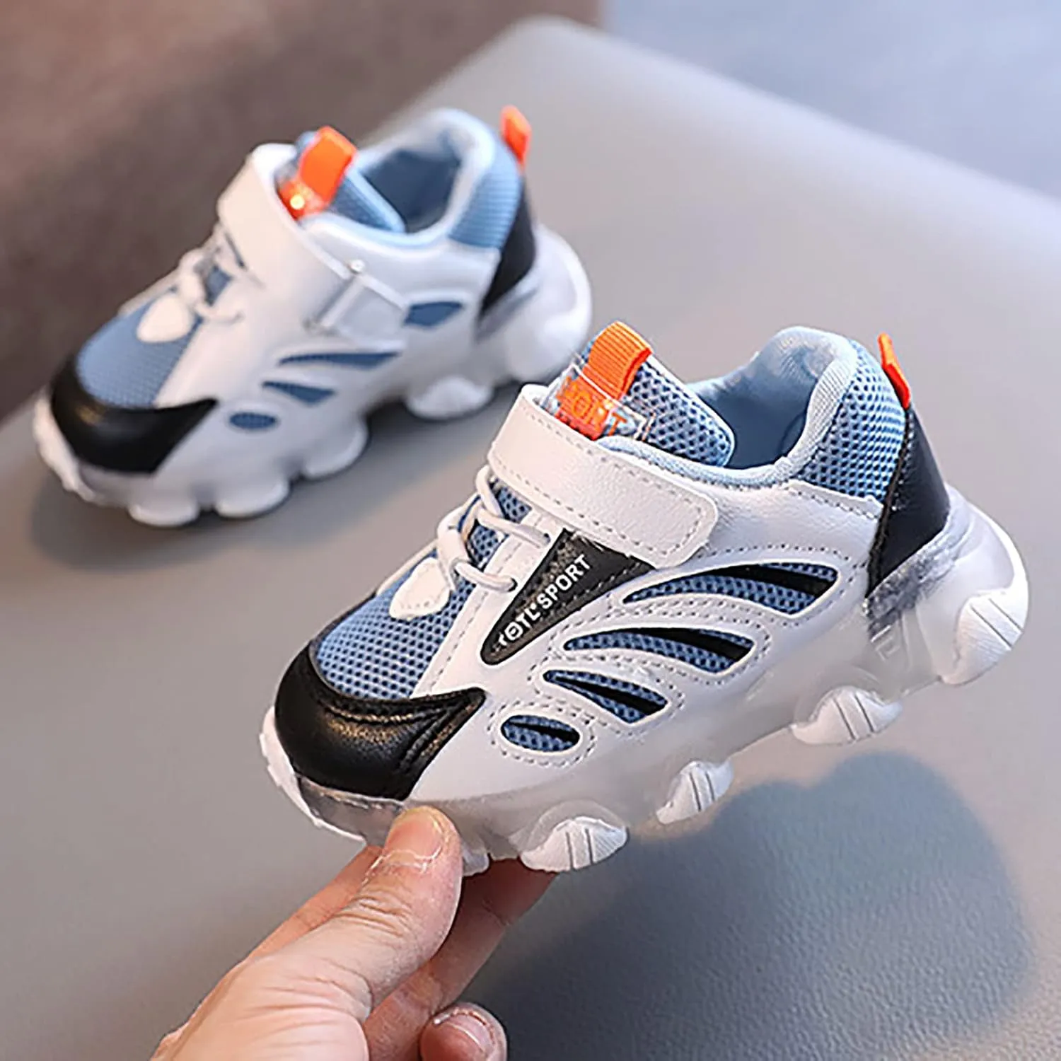 Toddler Sneakers Girls Light Up Sports Shoes 1-6Years Baby Boys Led Light Luminous Running Sport Boots Shoes Gift (Blue, 3.5-4 Years Toddler)