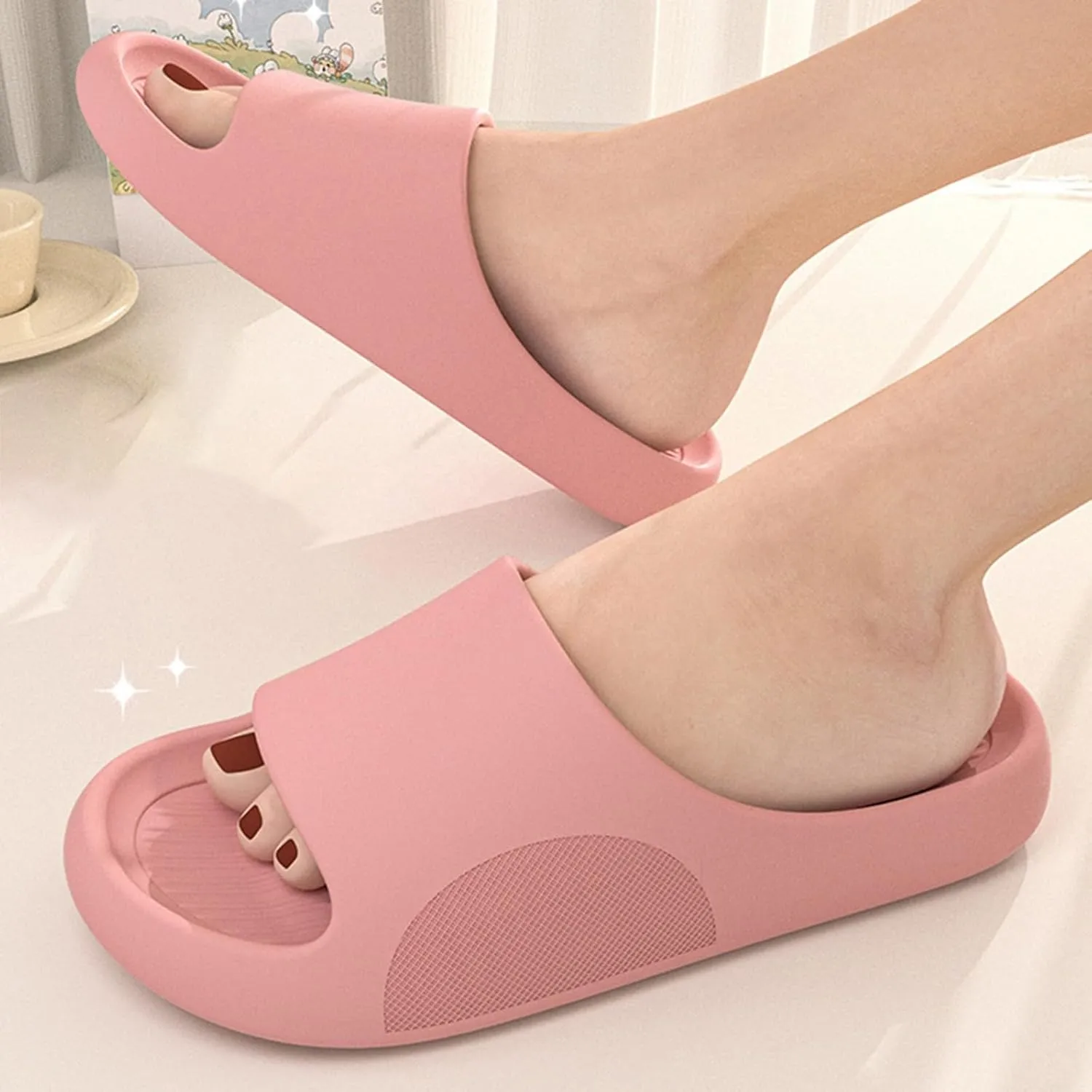 Women's Pillow Slippers Bathroom House and Pool Sandals Beach Non Slip Sandals Women's Non Slip Slippers