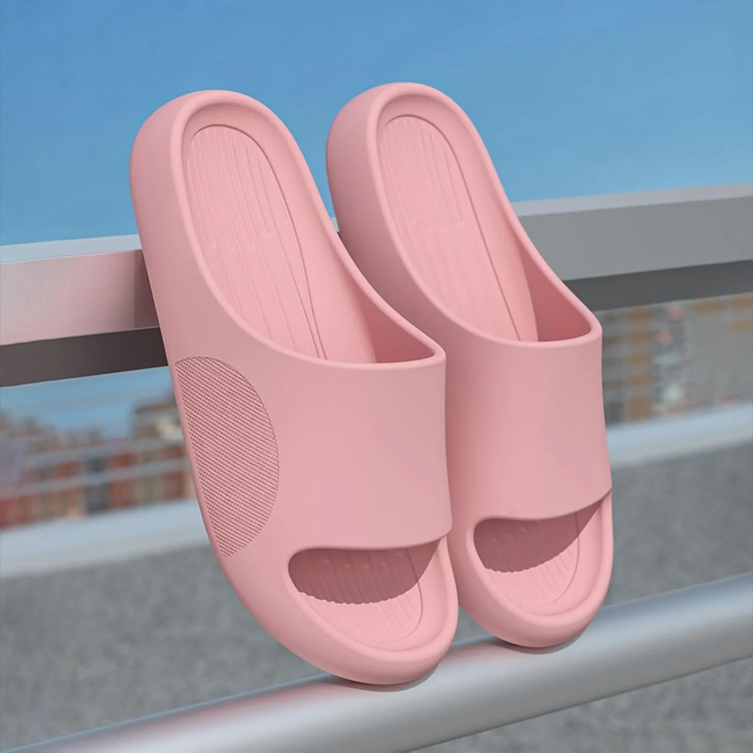 Women's Pillow Slippers Bathroom House and Pool Sandals Beach Non Slip Sandals Women's Non Slip Slippers