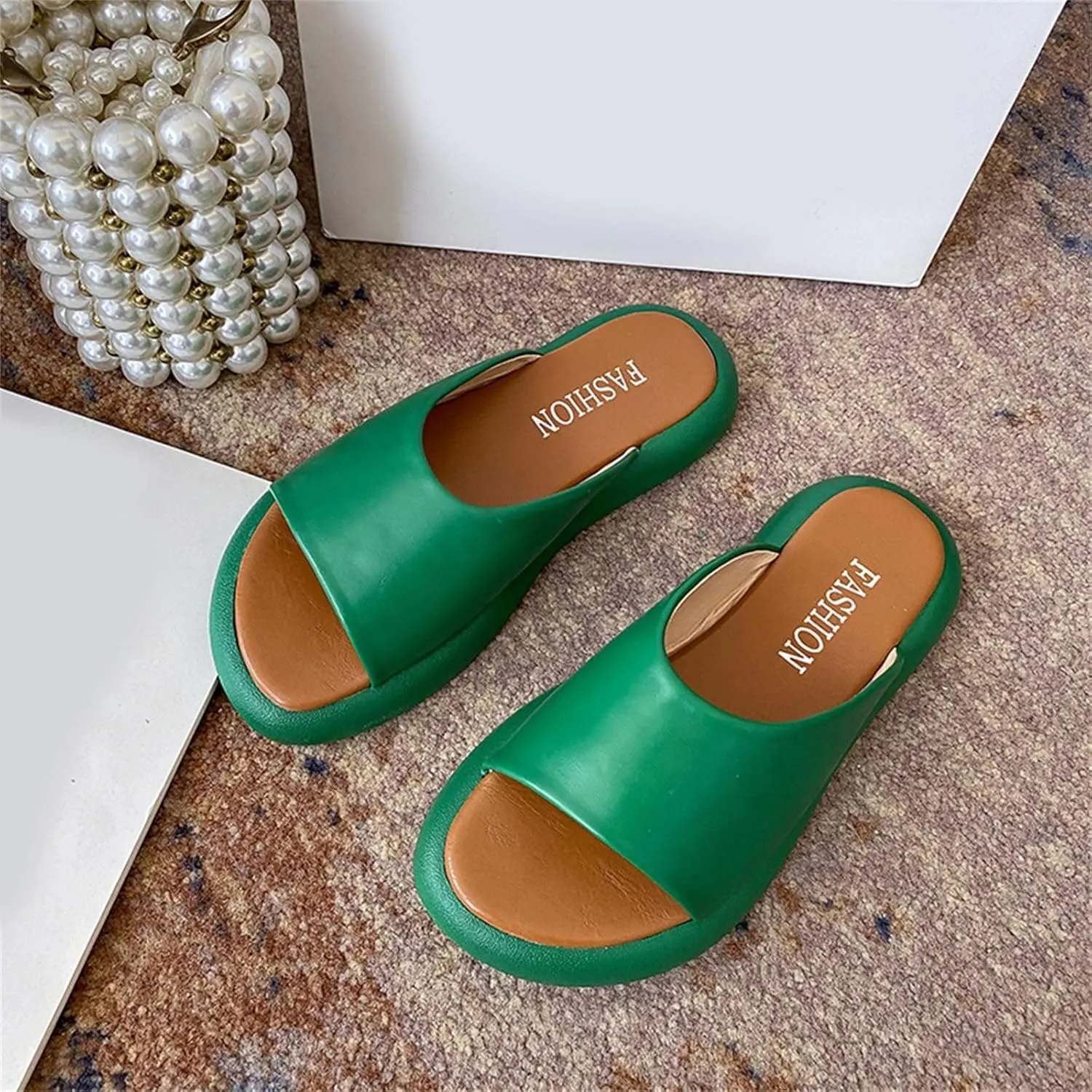 Women's Pillow Slippers Non Slip Quick Drying Shower Slides Non Slip Slides Sandals Women's Fashion Slippers